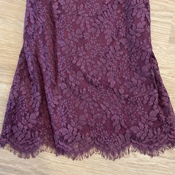 Purple lace dress - Picture 3 of 5